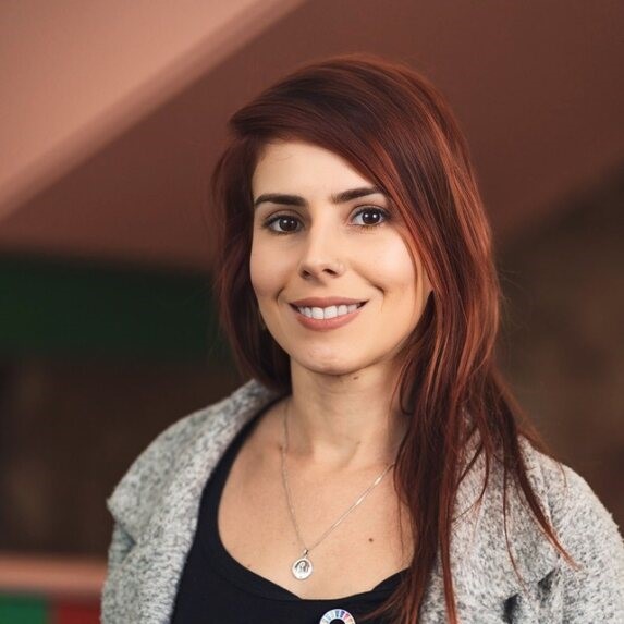 Nayara Albbrecht